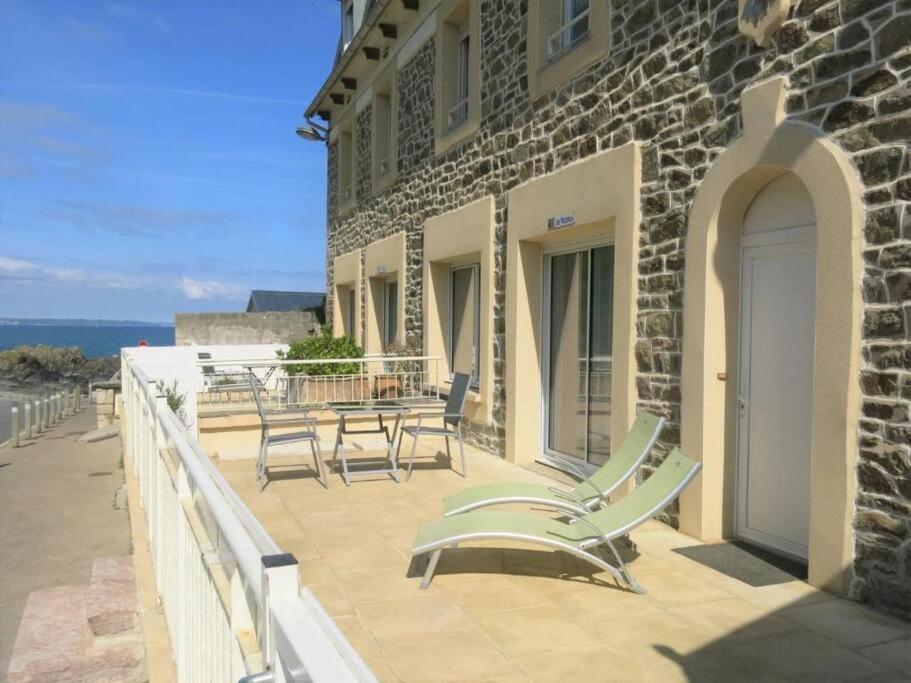 Appart' Avec Grande Terrasse Vue Mer -50M Plage Et Du Sentier De Randonnee بلانْرونوال المظهر الخارجي الصورة